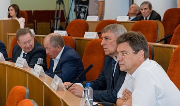 Заседание Законодательного Собрания Оренбургской области